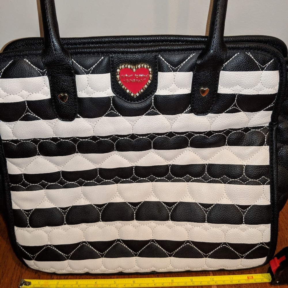 Betsey Johnson shoulder bag NWOT